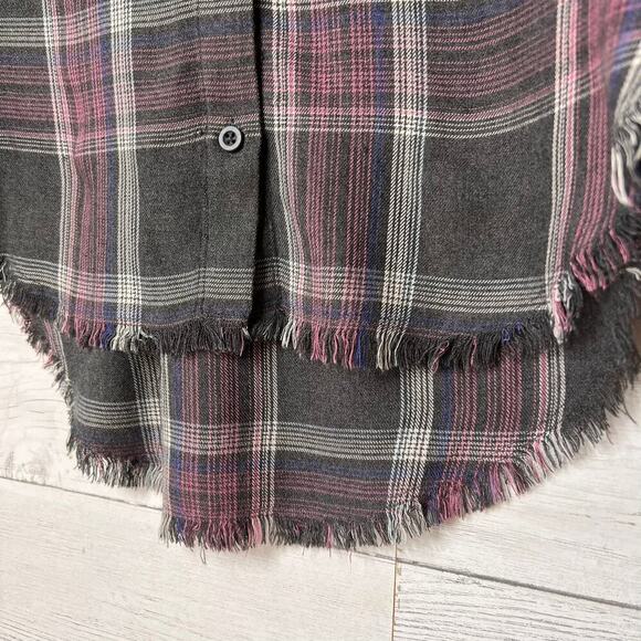 Anthropologie Cloth & Stone Top Womens Size Medium Gray & Pink Plaid Flannel - Picture 7 of 16